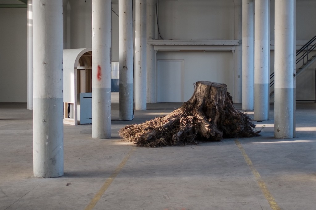 NO CAMOUFLAGE – exhibition at HET HEM